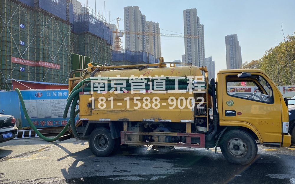265湖南路建筑工地抽粪
